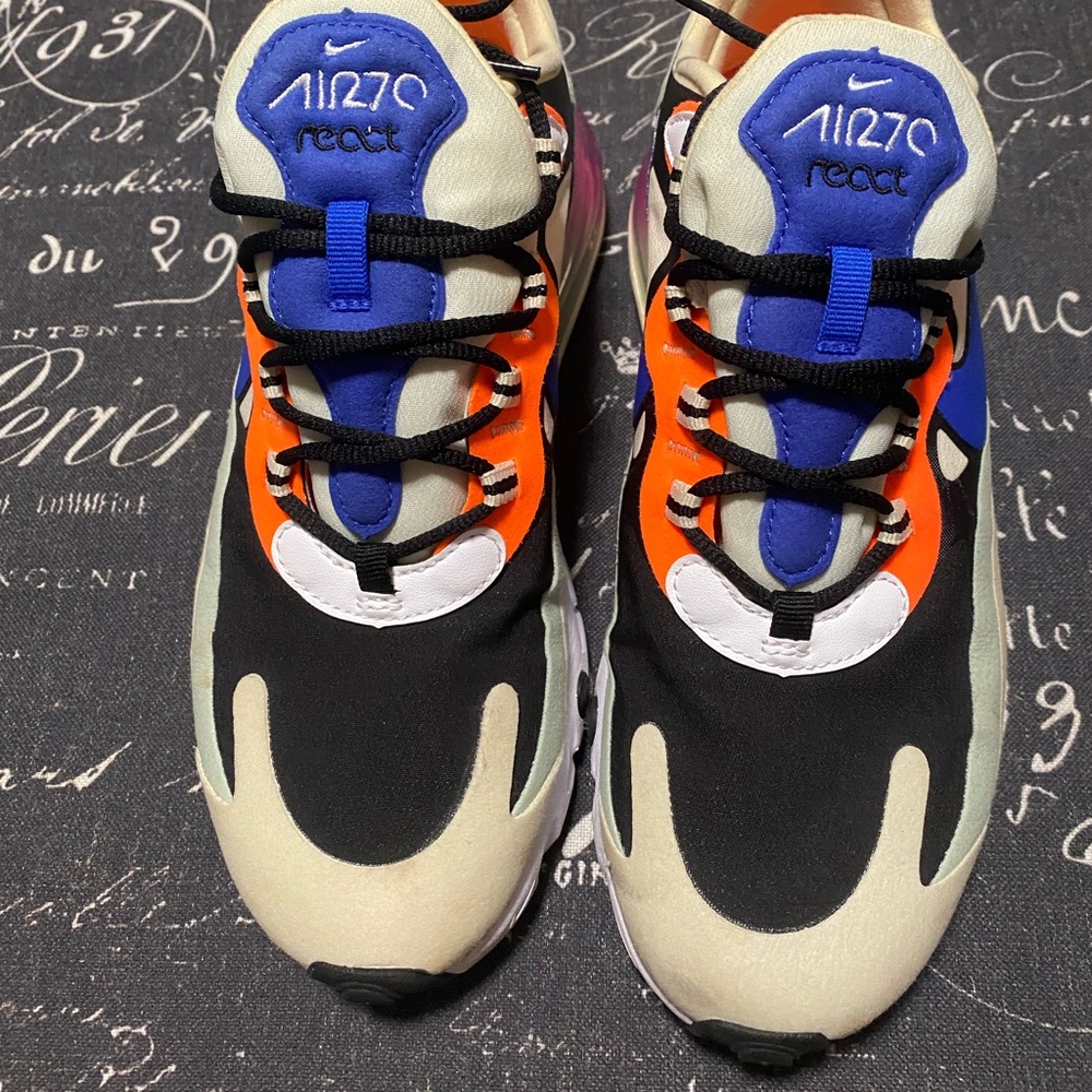 Nike Air Max 270 React size 8.5 Fossil Pistachio Frost
